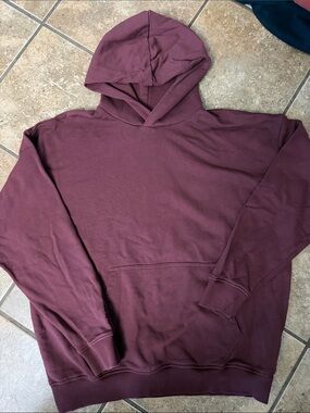 Gymshark Men's Maroon Hoodie Pullover